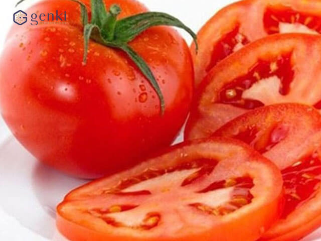 Cà chua có tác dụng giảm thâm, làm trắng da